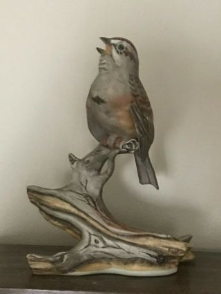 Fine 7.  5 " Vintage Boehm Porcelain Bird Figurine " Tree Sparrow " 468 -