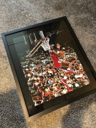 Michael Jordan Autograph - Upper Deck 16x20