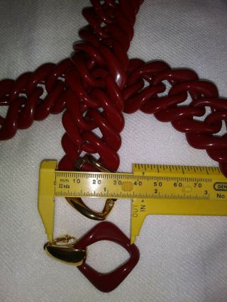 Vintage Trifari Red Plastic Chain Parure Set Necklace Bracelet Clip on Earrings 2