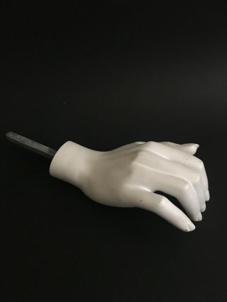 VINTAGE FEMALE MANNEQUIN RIGHT HAND 3