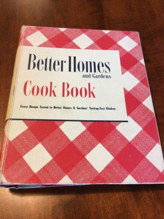 Vintage Better Homes & Gardens Cookbook 1951 24th Print Rev Edition