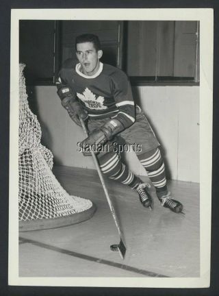 Turofsky Bill Harris Toronto Maple Leafs 1963 Vintage Nhl Hockey Press Photo