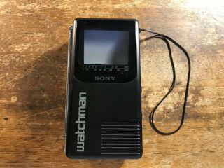 Sony Watchman Fd - 230 Vintage Portable Tv Battery Operated Black & White Tv 1992