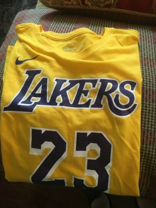 Nike Los Angeles Lakers Lebron James Yellow Nba T Shirt Xl