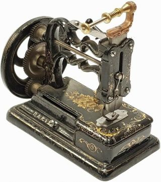 TOP rare Antique sewing machine H.  VIGNERON by Chas Raymond circa 1894 UK 2