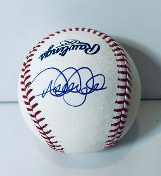 Derek Jeter Hand Signed Autograph Baseball York Yankees Auto Captain
