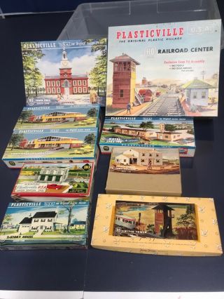 Vintage Ho Scale Plasticville Model Railroad Building Kits In Boxes