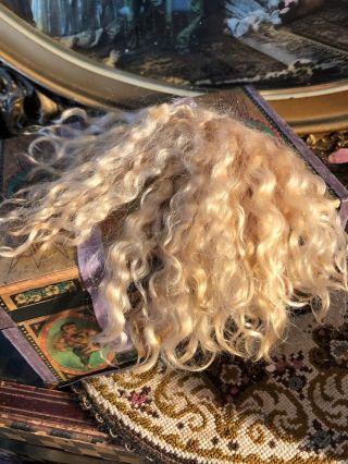 Gorgeous Antique /vintage Petite Silky Blonde Mohair Doll Wig