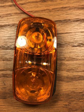 Nos Vintage Signal Stat 9007 Amber Truck Trailer Marker Tail Lamp Light