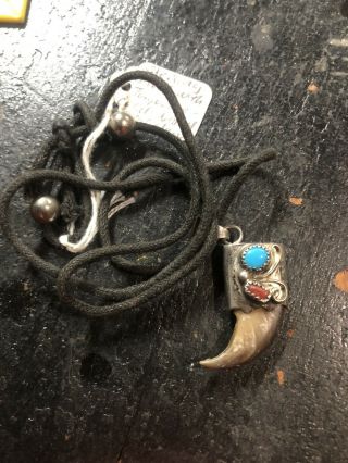 Vintage Navajo Sterling Silver Turquoise/coral Claw Pendant - Necklace
