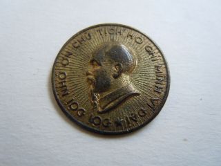 Communist Vietnam Leader Ho Chi Minh Propaganda Lapel Vintage Pin Badge - M427