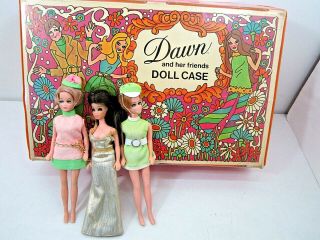 Vintage Topper Dawn Doll Case And 3 Dolls Jessica Stewardess Dancer 1970 
