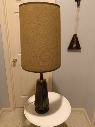 Vtg Mid Century Modern Ceramic Wood Table Lamp W/ Matching Olive Green Shade