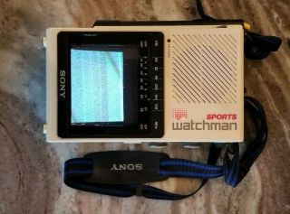 Vintage Sony Fd - 45a Sports Watchman Tv - Fm Stereo Receiver W/ Batteries & Strap