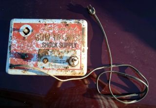 International Cow Trainer Electric Fence Controller Vintage Old Farm Fence Tech