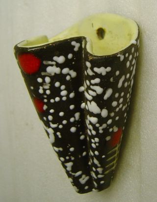 Vtg 60s/70s Lava Glaze Wall Pocket Pottery Vase Signed P Or R