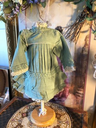 Pretty Antique Style Vintage Green Cotton Silk Blend Child Doll Dress