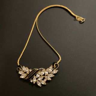 Vintage Trifari Tm Gold Tone Black Enamel Rhinestone Pendant Necklace