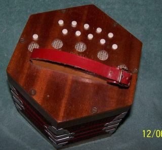 Vintage Renelli Concertina,  20 Button