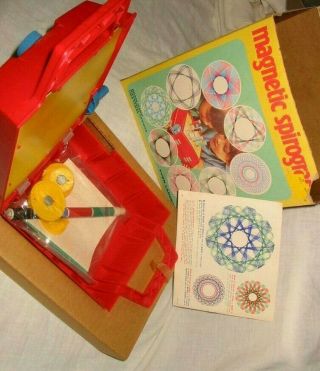 Vintage Magnetic Spirograph Art Toy Kenner 1971