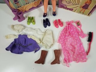 Vintage 1970 Velvet Doll Crissy ' s Cousin,  Box & Outfit,  Extra Clothes 3