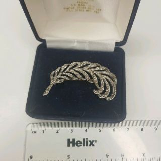 Vintage Faux Marcasite Feather Leaf Silver Tone Brooch Costume Jewellery Pretty