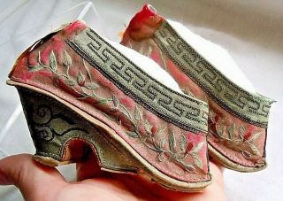 Antique Chinese Pink Green Silk Embroidered Lotus Bound Feet Heeled SHoes, 2