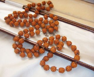 Vintage Art Deco Jewellery Quirky Hand Carved Wood Beads Long Flapper Necklace
