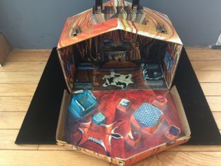 Vintage 1960’s Troll House Cave Portable Carrying Case Vinyl Fold Up Dam Uneeda