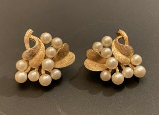 Vintage Crown Trifari Brushed Gold Tone Faux Pearl Leaf Clip On Earrings
