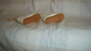 WHITE LEATHER ANTIQUE SHOES FOR YOUR FRENCH OR GERMAN DOLL MARKINGS C.  P. 3