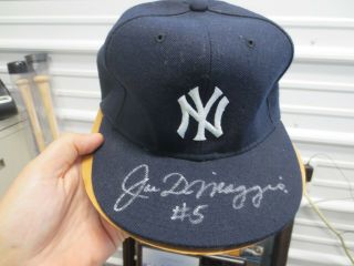 Joe Dimaggio 5 Autographed Professional Baseball Hat W/ Case