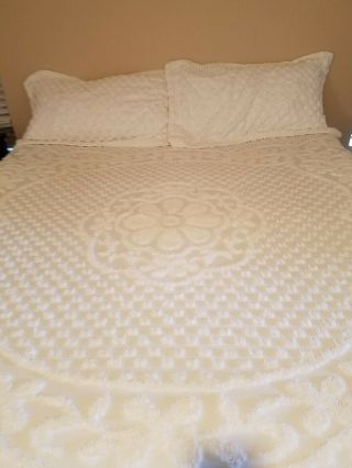 Vintage King Size Chenille Bedspread and Shams - White Daisy - 100 Cotton 2