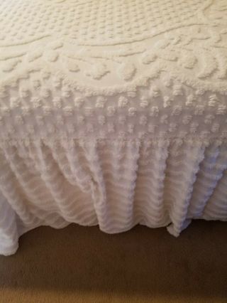 Vintage King Size Chenille Bedspread and Shams - White Daisy - 100 Cotton 3
