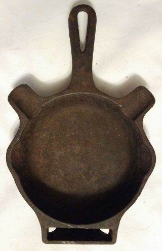 VTG Griswold Cast Iron Ashtray Skillet with Match Holder 00 570A Erie PA 2