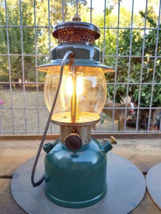 Vintage 1948 Green Coleman 242c Single Burner White Gas Lantern