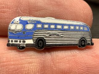 Greyhound Bus Lines Vintage Bus Design Old Service Pin.