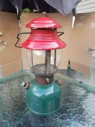 Vintage Coleman Christmas Lantern June 1951 Model 200a Green Base/red Top