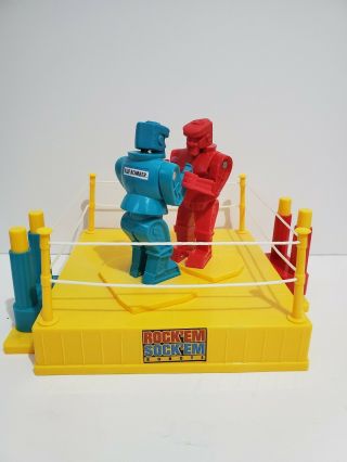 Rock Em Sock Em Robots 2001 Classic Vintage Boxing Toy Game