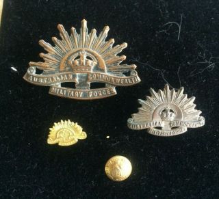Group Of Vintage Australian Aif Rising Sun Badges And Button
