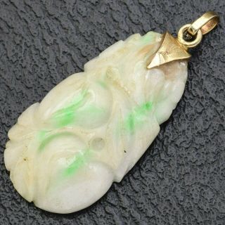 Vintage 14K Yellow Gold White Green Jade Carved Pendant 7.  3 Grams 37.  5 x 18.  3 mm 2
