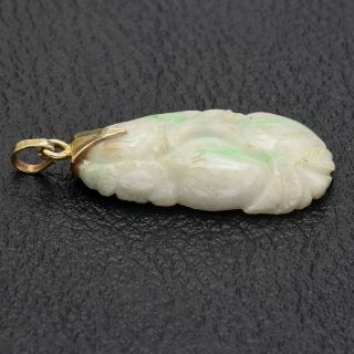 Vintage 14K Yellow Gold White Green Jade Carved Pendant 7.  3 Grams 37.  5 x 18.  3 mm 3