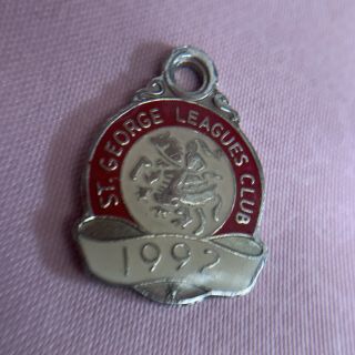 Vintage 1992 St George Leagues Club Membership Badge Sydney Australian Rugby Nrl