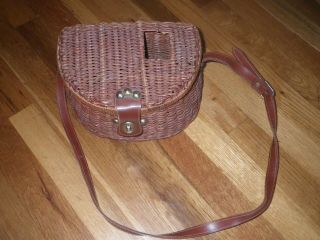 Vintage Fishing Creel Fly Fisherman ' s Wicker Leather Basket Trout Antique Decor 2