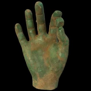 Rare Ancient Roman Bronze Life Size Hand - 200 - 400 Ad (1)
