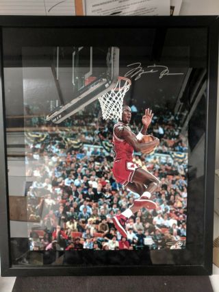 Michael Jordan Signed Auto Framed 21.  5x26 Photograph Upper Deck Sticker Pc880