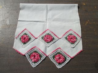 Vintage Towel Bathroom Kitchen Crocheted Roses White Cotton Huck Weave