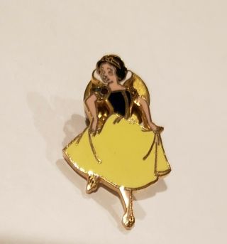 Vintage Disney Snow White Lapel Pin 1980 ' s 3