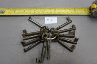 Bunch Joblot Of Old Antique & Vintage Cabinet Caddy Chest Keys (207)