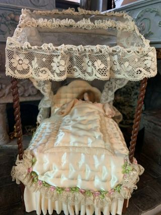 1990s Snodgrass & Blythe Artisans Miniature Dollhouse Sleeping Lady Canopy Bed